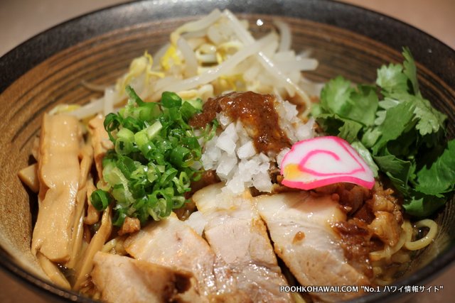 こんなに美味しかったの 鶴麺 の まぜそば が激ウマ ハワイ最新情報満載 プーコのハワイサイト